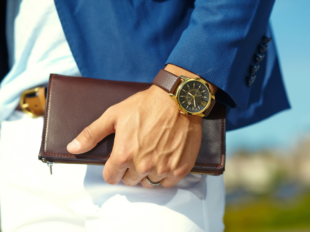 9456 Classic Black Analog Watch - Image 1